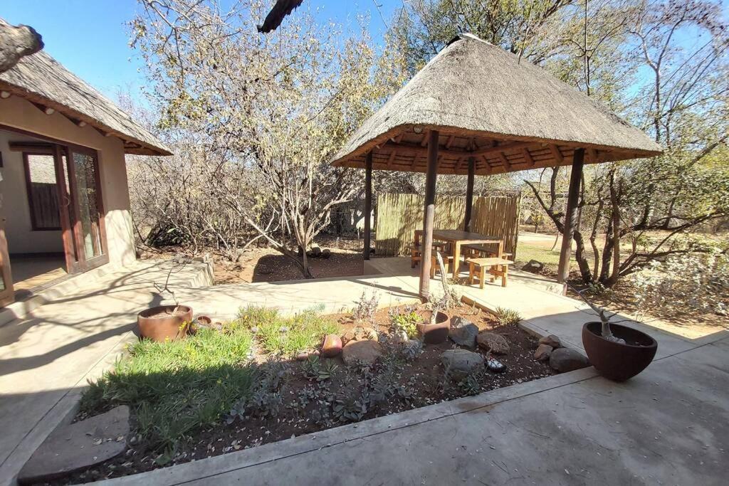 13 Raptors Lodge Hoedspruit Exterior foto